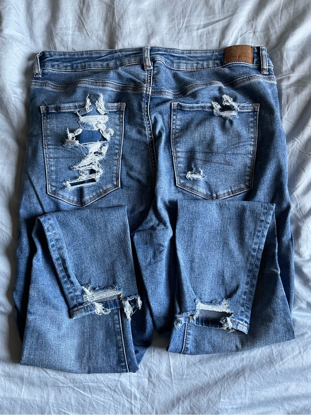 American Eagle Ripped High Rise Jegging - Picture 5 of 7